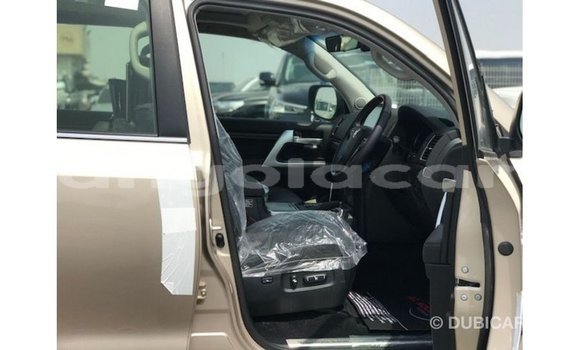 Buy Import Toyota Land Cruiser Other Car in Import - Dubai in Bengo Province Buy Import Toyota Land Cruiser Other Car in Import - Dubai in Bengo Province