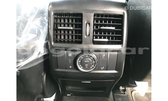 Comprar Importar Mercedes-Benz 190 Branco Carro em Import - Dubai em Bengo Province Comprar Importar Mercedes-Benz 190 Branco Carro em Import - Dubai em Bengo Province