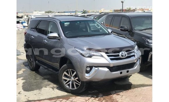 Comprar Importar Toyota Fortuner Outro Carro em Import - Dubai em Bengo Province Comprar Importar Toyota Fortuner Outro Carro em Import - Dubai em Bengo Province