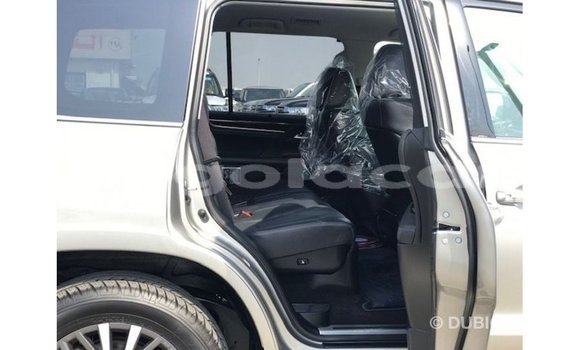 Comprar Importar Lexus LX Outro Carro em Import - Dubai em Bengo Province Comprar Importar Lexus LX Outro Carro em Import - Dubai em Bengo Province