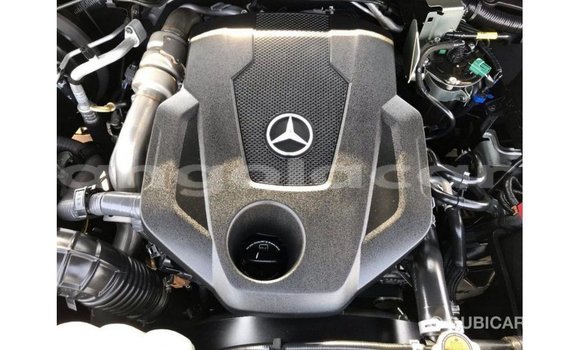 Comprar Importar Mercedes-Benz 250 Preto Carro em Import - Dubai em Bengo Province Comprar Importar Mercedes-Benz 250 Preto Carro em Import - Dubai em Bengo Province