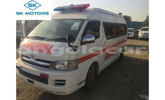 Acheter Import Voiture Toyota Hiace Blanc à Import - Dubai, Province de Bengo