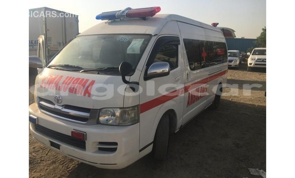 Comprar Importar Toyota Hiace Branco Carro em Import - Dubai em Bengo Province Comprar Importar Toyota Hiace Branco Carro em Import - Dubai em Bengo Province