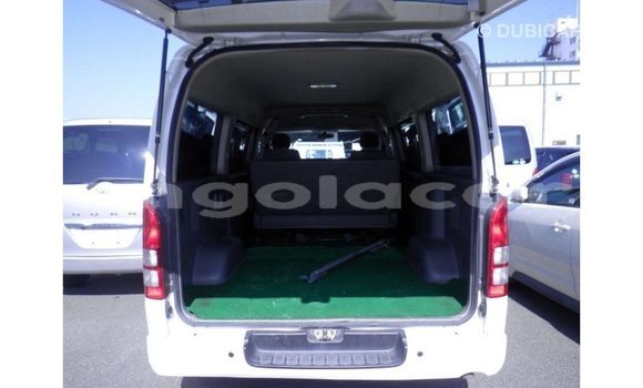Comprar Importar Toyota Hiace Branco Carro em Import - Dubai em Bengo Province Comprar Importar Toyota Hiace Branco Carro em Import - Dubai em Bengo Province