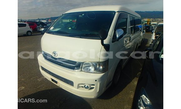 Comprar Importar Toyota Hiace Branco Carro em Import - Dubai em Bengo Province Comprar Importar Toyota Hiace Branco Carro em Import - Dubai em Bengo Province