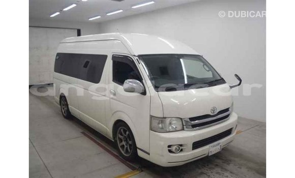 Comprar Importar Toyota Hiace Branco Carro em Import - Dubai em Bengo Province Comprar Importar Toyota Hiace Branco Carro em Import - Dubai em Bengo Province