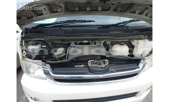 Comprar Importar Toyota Hiace Branco Carro em Import - Dubai em Bengo Province Comprar Importar Toyota Hiace Branco Carro em Import - Dubai em Bengo Province