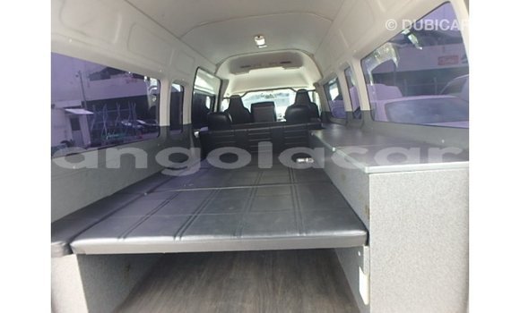 Comprar Importar Toyota Hiace Branco Carro em Import - Dubai em Bengo Province Comprar Importar Toyota Hiace Branco Carro em Import - Dubai em Bengo Province