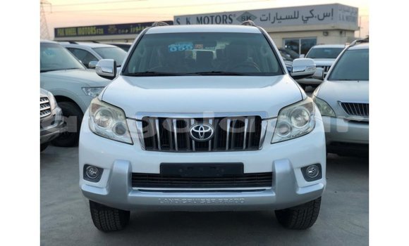 Comprar Importar Toyota Prado Branco Carro em Import - Dubai em Bengo Province Comprar Importar Toyota Prado Branco Carro em Import - Dubai em Bengo Province