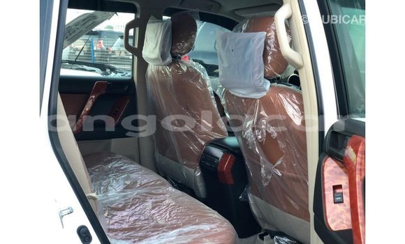 Comprar Importar Toyota Prado Branco Carro em Import - Dubai em Bengo Province Comprar Importar Toyota Prado Branco Carro em Import - Dubai em Bengo Province