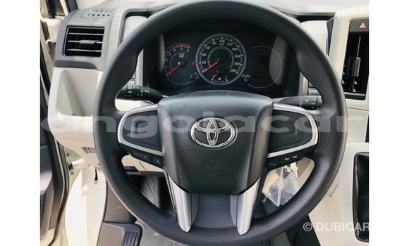 Comprar Importar Toyota Hiace Branco Carro em Import - Dubai em Bengo Province Comprar Importar Toyota Hiace Branco Carro em Import - Dubai em Bengo Province