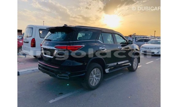 Acheter Import Voiture Toyota Fortuner Noir à Import - Dubai, Province de Bengo Acheter Import Voiture Toyota Fortuner Noir à Import - Dubai, Province de Bengo