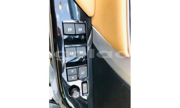 Acheter Import Voiture Toyota Fortuner Noir à Import - Dubai, Province de Bengo Acheter Import Voiture Toyota Fortuner Noir à Import - Dubai, Province de Bengo