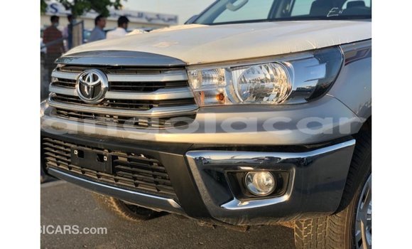 Comprar Importar Toyota Hilux Outro Carro em Import - Dubai em Bengo Province Comprar Importar Toyota Hilux Outro Carro em Import - Dubai em Bengo Province