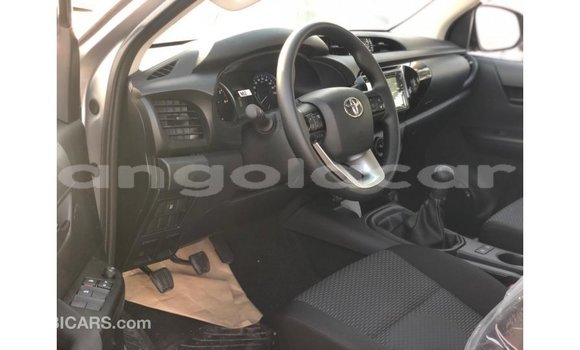 Comprar Importar Toyota Hilux Outro Carro em Import - Dubai em Bengo Province Comprar Importar Toyota Hilux Outro Carro em Import - Dubai em Bengo Province
