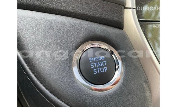 Acheter Import Voiture Toyota Land Cruiser Blanc à Import - Dubai, Province de Bengo Acheter Import Voiture Toyota Land Cruiser Blanc à Import - Dubai, Province de Bengo