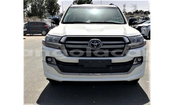 Buy Import Toyota Land Cruiser White Car in Import - Dubai in Bengo Province