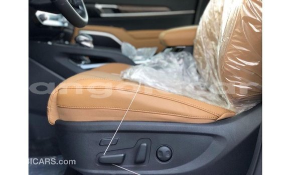 Comprar Importar Kia Carens Branco Carro em Import - Dubai em Bengo Province Comprar Importar Kia Carens Branco Carro em Import - Dubai em Bengo Province