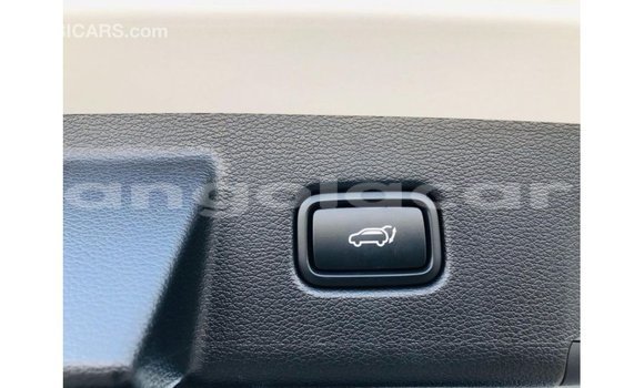 Comprar Importar Kia Carens Branco Carro em Import - Dubai em Bengo Province Comprar Importar Kia Carens Branco Carro em Import - Dubai em Bengo Province