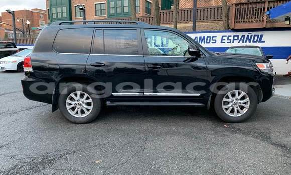 Comprar Usado Toyota Land Cruiser Bege Carro em Luanda em Luanda Province Comprar Usado Toyota Land Cruiser Bege Carro em Luanda em Luanda Province