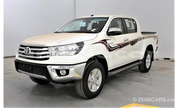 Acheter Import Voiture Toyota Hilux Blanc à Import - Dubai, Province de Bengo Acheter Import Voiture Toyota Hilux Blanc à Import - Dubai, Province de Bengo