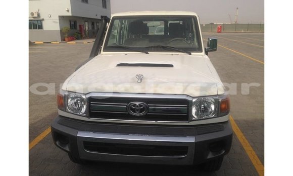 Buy Import Toyota Land Cruiser White Car in Import - Dubai in Bengo Province Buy Import Toyota Land Cruiser White Car in Import - Dubai in Bengo Province