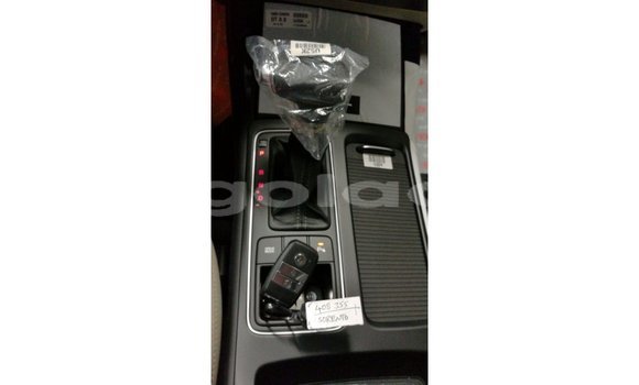 Comprar Importar Kia Sorento Branco Carro em Import - Dubai em Bengo Province Comprar Importar Kia Sorento Branco Carro em Import - Dubai em Bengo Province