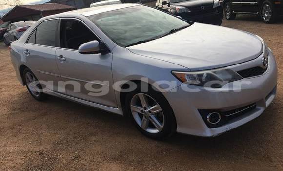 Comprar Usado Toyota Camry Bege Carro em Luanda em Luanda Province Comprar Usado Toyota Camry Bege Carro em Luanda em Luanda Province
