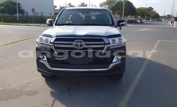 Acheter Import Voiture Toyota Land Cruiser Noir à Import - Dubai, Province de Bengo Acheter Import Voiture Toyota Land Cruiser Noir à Import - Dubai, Province de Bengo