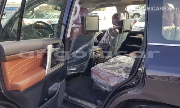 Acheter Import Voiture Toyota Land Cruiser Noir à Import - Dubai, Province de Bengo Acheter Import Voiture Toyota Land Cruiser Noir à Import - Dubai, Province de Bengo