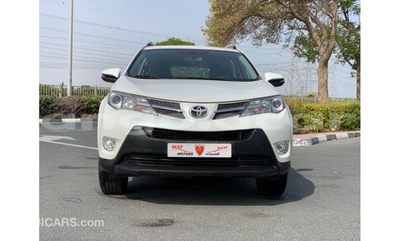 Comprar Importar Toyota 4Runner Branco Carro em Import - Dubai em Bengo Province Comprar Importar Toyota 4Runner Branco Carro em Import - Dubai em Bengo Province