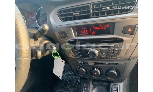Comprar Importar Peugeot 301 Branco Carro em Import - Dubai em Bengo Province Comprar Importar Peugeot 301 Branco Carro em Import - Dubai em Bengo Province