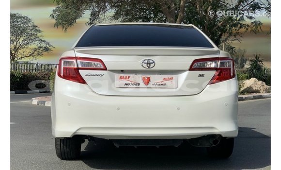 Comprar Importar Toyota Camry Branco Carro em Import - Dubai em Bengo Province Comprar Importar Toyota Camry Branco Carro em Import - Dubai em Bengo Province