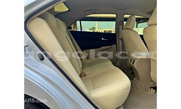 Comprar Importar Toyota Camry Branco Carro em Import - Dubai em Bengo Province Comprar Importar Toyota Camry Branco Carro em Import - Dubai em Bengo Province