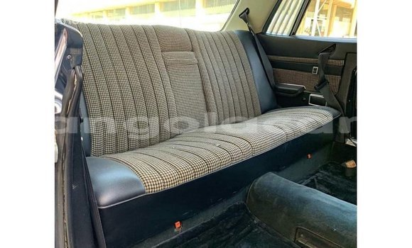 Comprar Importar Mercedes-Benz 190 Branco Carro em Import - Dubai em Bengo Province Comprar Importar Mercedes-Benz 190 Branco Carro em Import - Dubai em Bengo Province