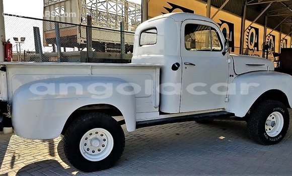 Comprar Importar Ford Club Wagon Branco Carro em Import - Dubai em Bengo Province Comprar Importar Ford Club Wagon Branco Carro em Import - Dubai em Bengo Province