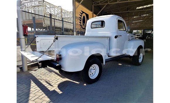 Comprar Importar Ford Club Wagon Branco Carro em Import - Dubai em Bengo Province Comprar Importar Ford Club Wagon Branco Carro em Import - Dubai em Bengo Province