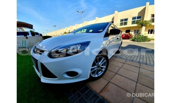 Comprar Importar Ford Focus Branco Carro em Import - Dubai em Bengo Province Comprar Importar Ford Focus Branco Carro em Import - Dubai em Bengo Province