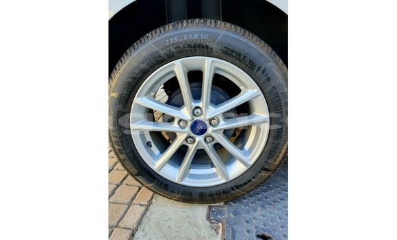 Comprar Importar Ford Focus Branco Carro em Import - Dubai em Bengo Province Comprar Importar Ford Focus Branco Carro em Import - Dubai em Bengo Province