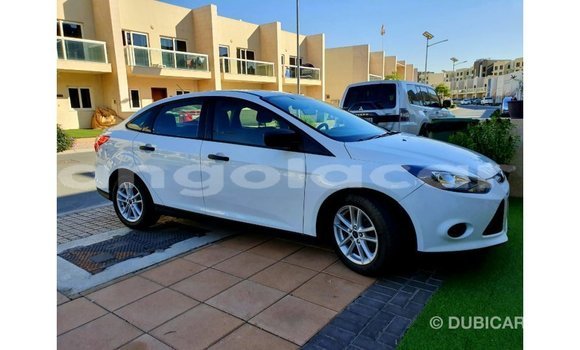 Comprar Importar Ford Focus Branco Carro em Import - Dubai em Bengo Province Comprar Importar Ford Focus Branco Carro em Import - Dubai em Bengo Province