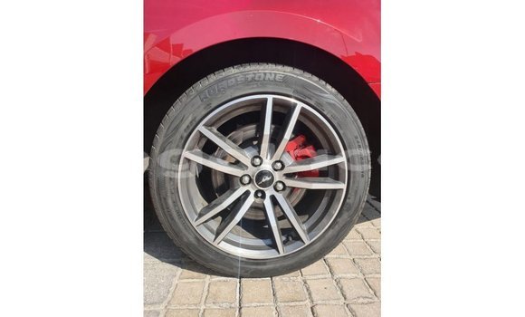 Acheter Import Voiture Ford Mustang Rouge à Import - Dubai, Province de Bengo Acheter Import Voiture Ford Mustang Rouge à Import - Dubai, Province de Bengo