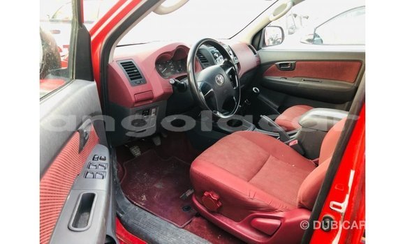 Comprar Importar Toyota Hilux Vermelho Carro em Import - Dubai em Bengo Province Comprar Importar Toyota Hilux Vermelho Carro em Import - Dubai em Bengo Province