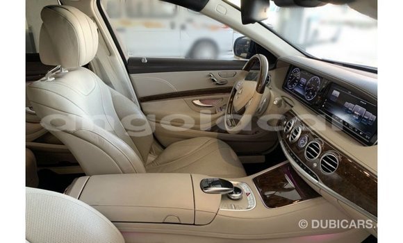 Comprar Importar Mercedes-Benz 190 Preto Carro em Import - Dubai em Bengo Province Comprar Importar Mercedes-Benz 190 Preto Carro em Import - Dubai em Bengo Province