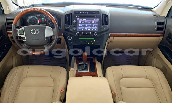 Comprar Importar Toyota Land Cruiser Preto Carro em Import - Dubai em Bengo Province Comprar Importar Toyota Land Cruiser Preto Carro em Import - Dubai em Bengo Province