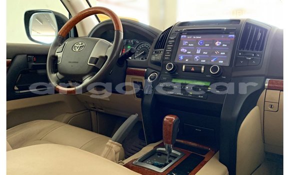 Comprar Importar Toyota Land Cruiser Preto Carro em Import - Dubai em Bengo Province Comprar Importar Toyota Land Cruiser Preto Carro em Import - Dubai em Bengo Province