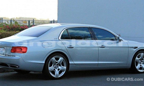 Comprar Importar Bentley Flying Spur Outro Carro em Import - Dubai em Bengo Province Comprar Importar Bentley Flying Spur Outro Carro em Import - Dubai em Bengo Province