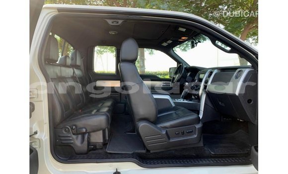 Comprar Importar Ford Club Wagon Bege Carro em Import - Dubai em Bengo Province Comprar Importar Ford Club Wagon Bege Carro em Import - Dubai em Bengo Province