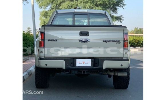 Comprar Importar Ford Club Wagon Bege Carro em Import - Dubai em Bengo Province Comprar Importar Ford Club Wagon Bege Carro em Import - Dubai em Bengo Province