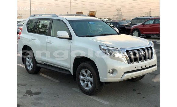 Acheter Import Voiture Toyota Prado Blanc à Import - Dubai, Province de Bengo Acheter Import Voiture Toyota Prado Blanc à Import - Dubai, Province de Bengo