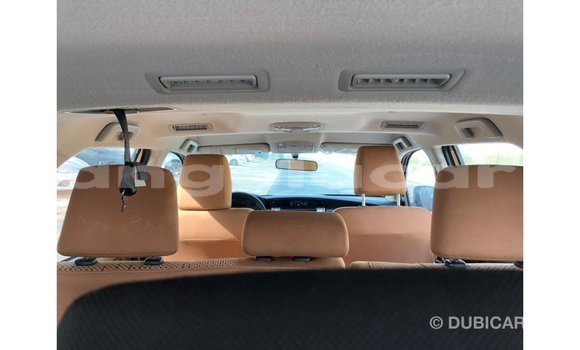 Acheter Import Voiture Toyota Fortuner Blanc à Import - Dubai, Province de Bengo Acheter Import Voiture Toyota Fortuner Blanc à Import - Dubai, Province de Bengo